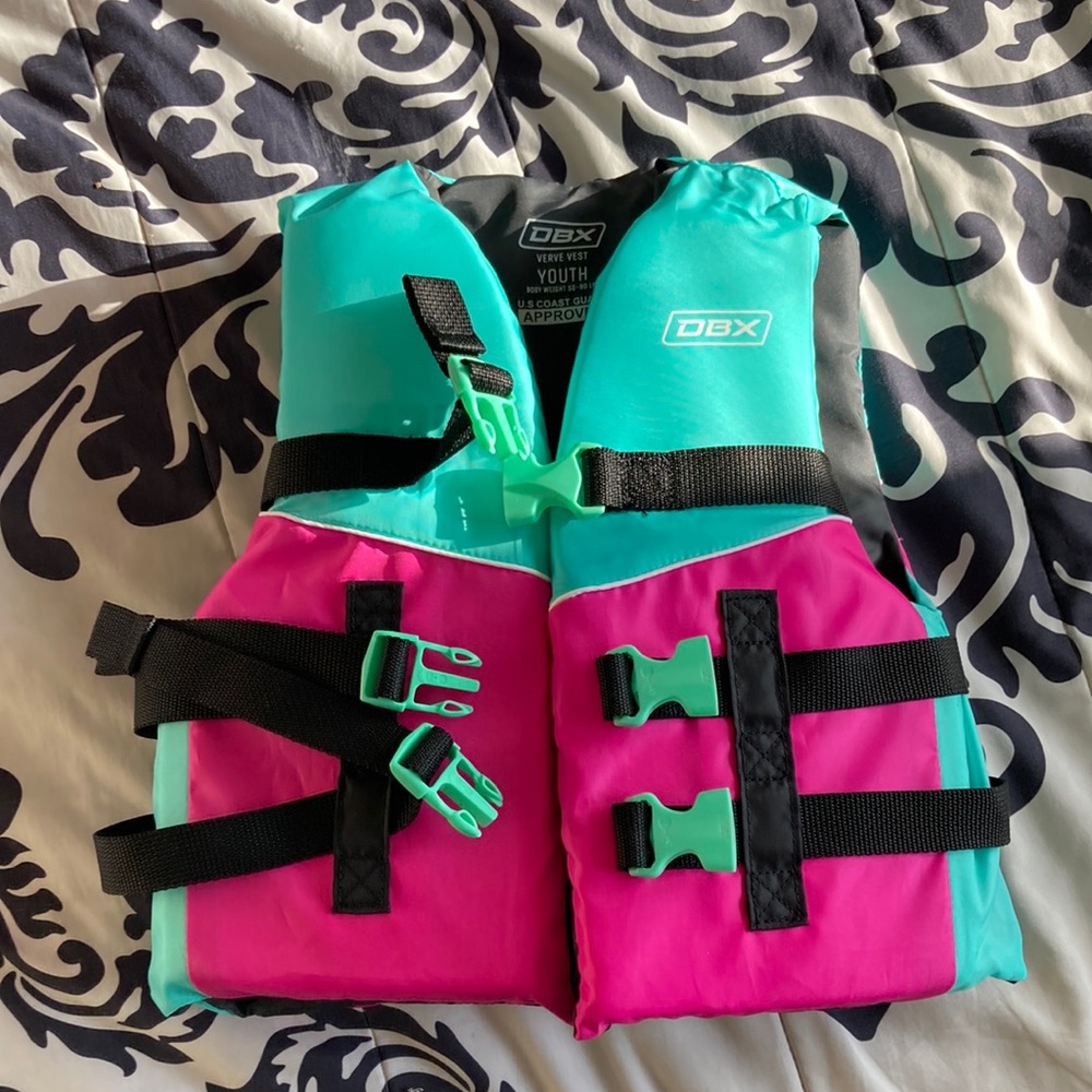 DBX youth floatation device